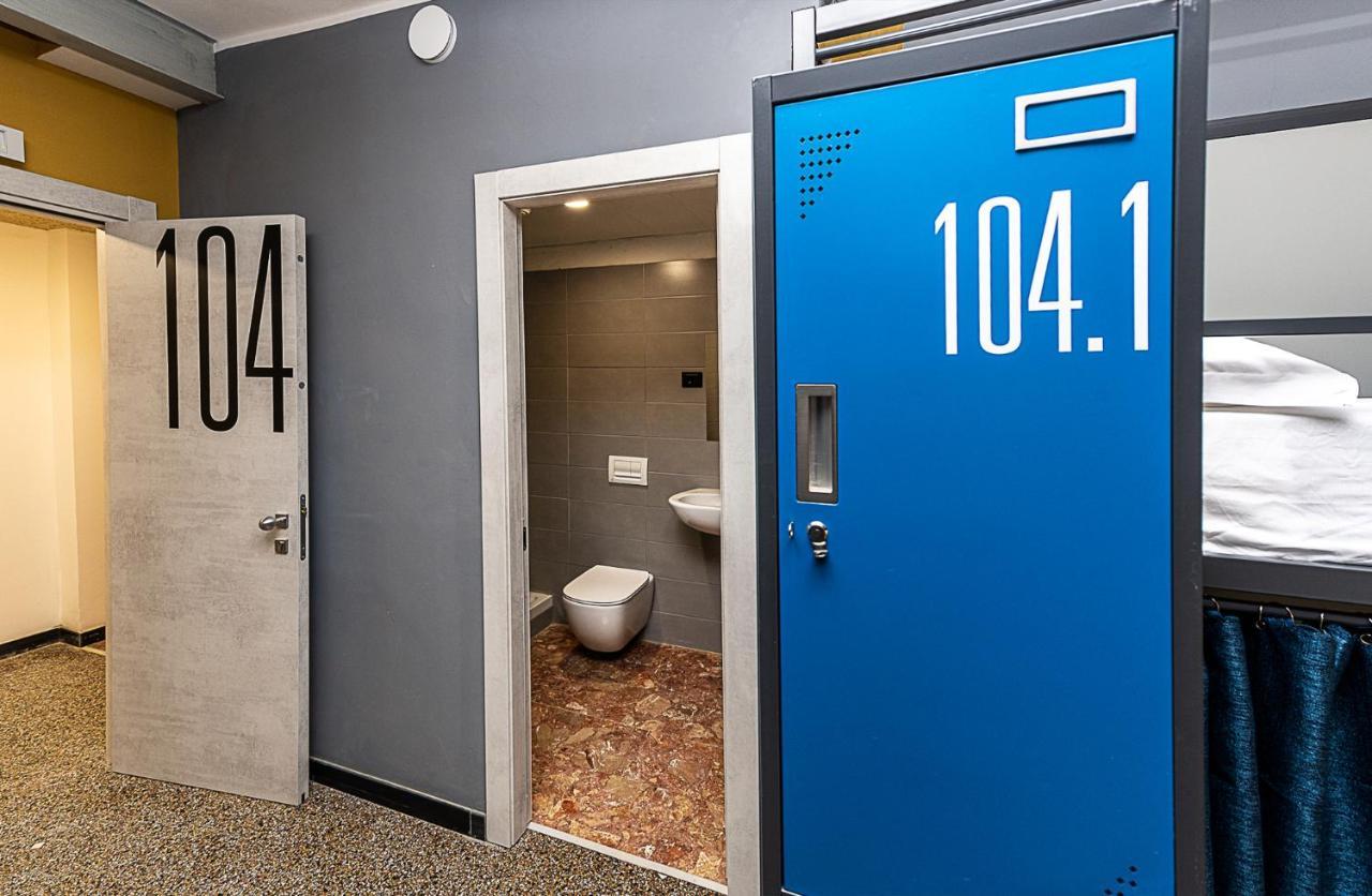 Marathon Hostel Genova Eksteriør billede