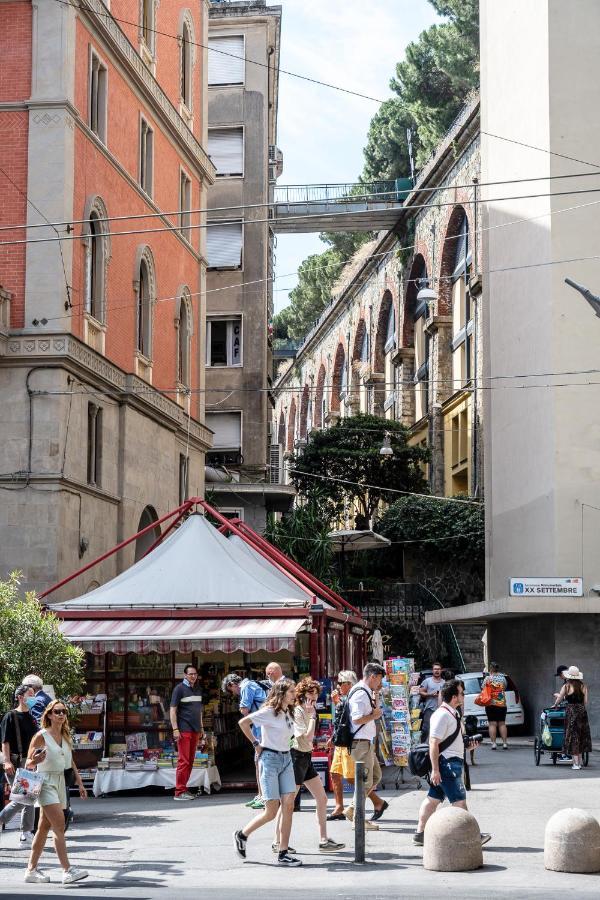 Marathon Hostel Genova Eksteriør billede