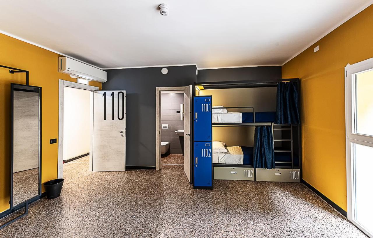 Marathon Hostel Genova Eksteriør billede